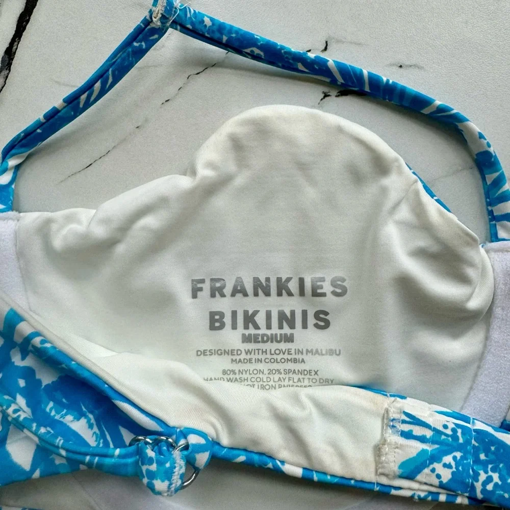 Frankies Bikinis Underwire Bikini Top & String Bikini Bottom Size Medium